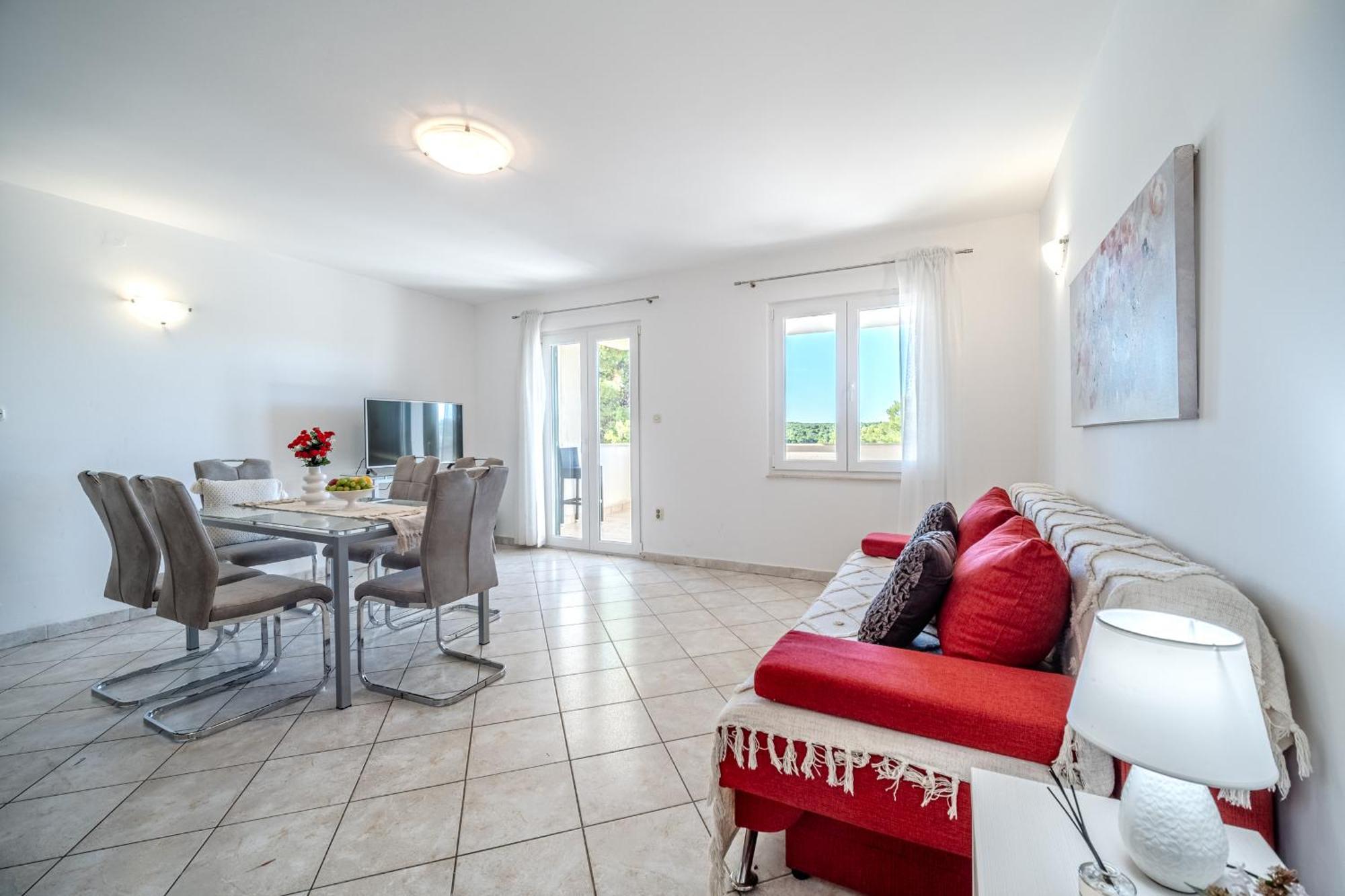 Apartment Milna - With Swimming Pool & Amazing Seaviews, Above Bijaka Beach Екстериор снимка