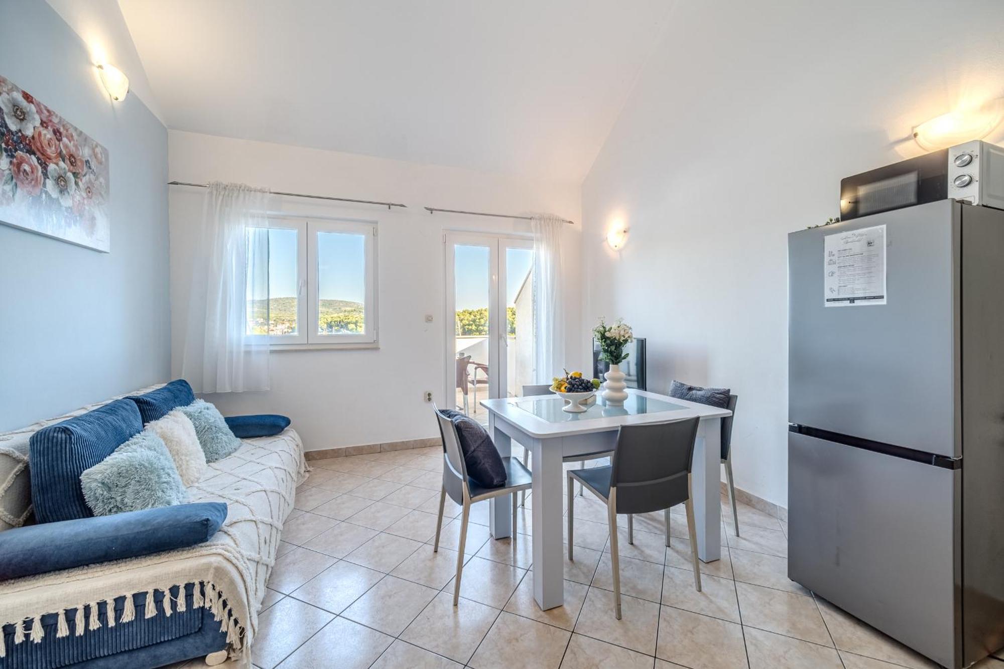 Apartment Milna - With Swimming Pool & Amazing Seaviews, Above Bijaka Beach Екстериор снимка